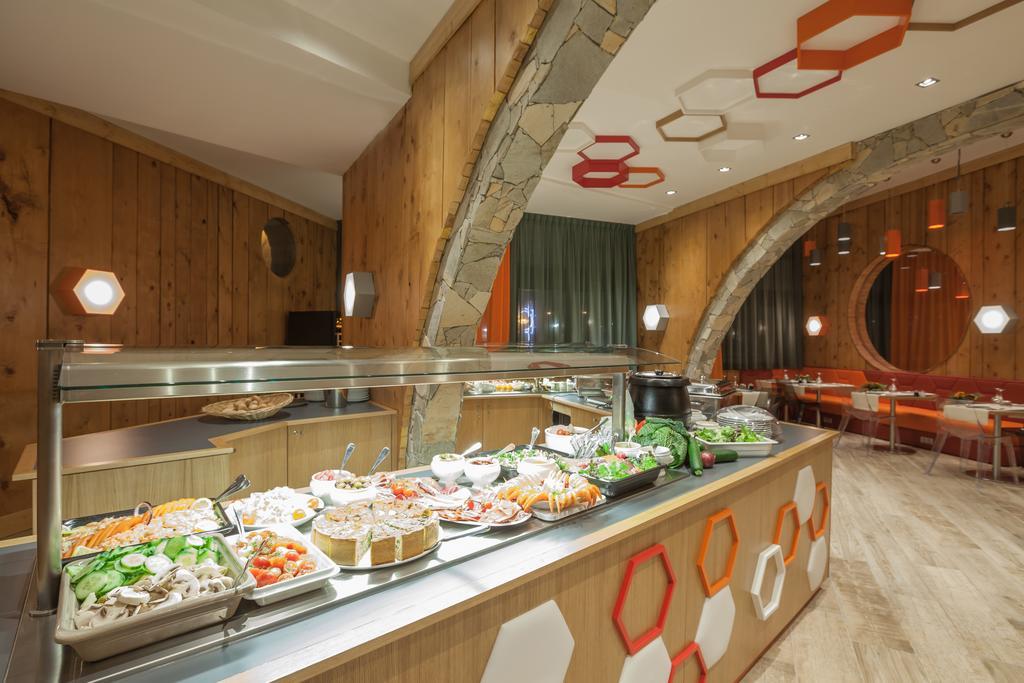 Royal Ours Blanc Boutique Hotel & Spa Alpe d'Huez Εξωτερικό φωτογραφία