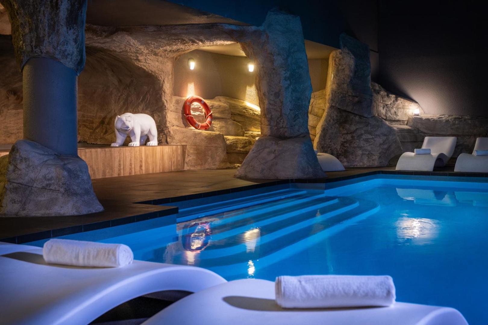 Royal Ours Blanc Boutique Hotel & Spa Alpe d'Huez Εξωτερικό φωτογραφία